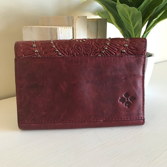 Patricia Nash Colli Studded Tassel Clutch Wallet - Picture 4 of 13